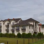 Valor Resort *
